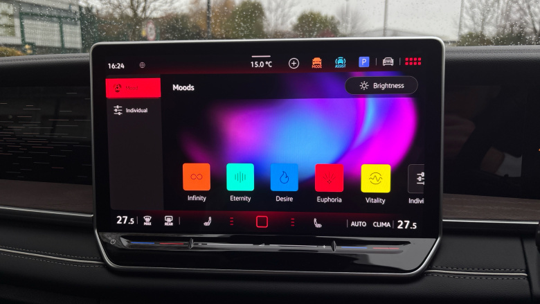 Volkswagen Tayron 2.0 TDI Elegance 5dr DSG7 [7 Seat] Diesel Estate